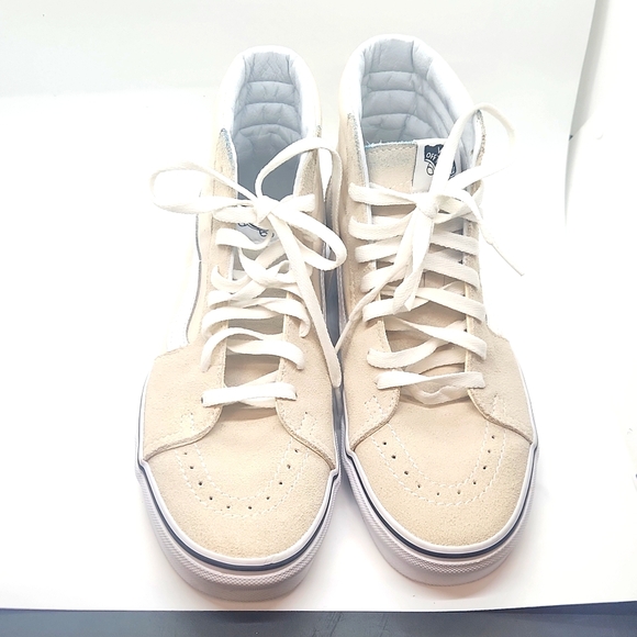 Vans - Picture 2 of 7